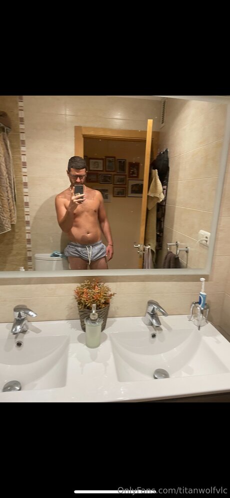 Titanwolfanss free pornstar images