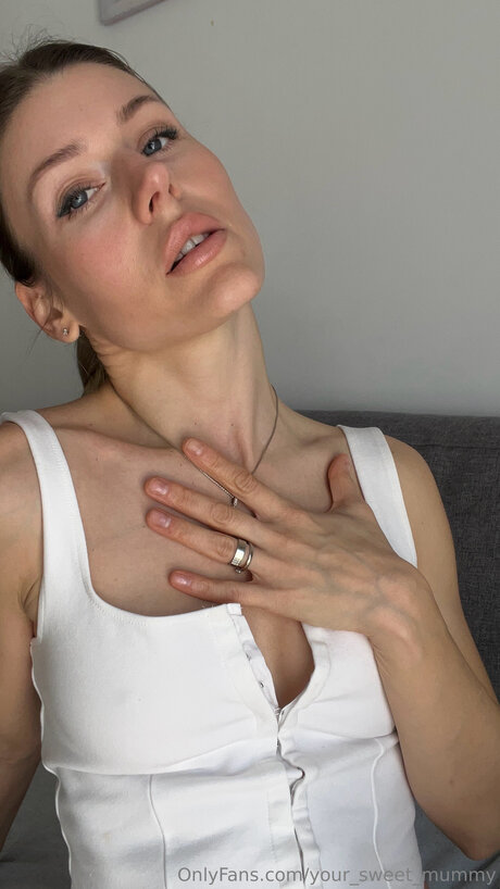 Your Sweet Mummy nice pornstar pictures