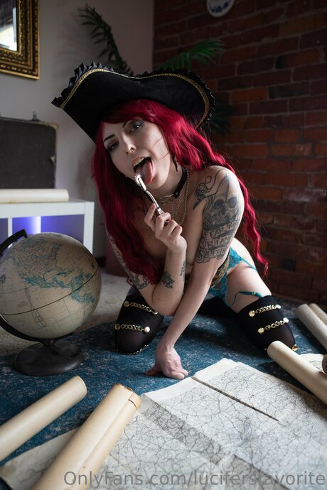 Lucifersfavorite star naked images