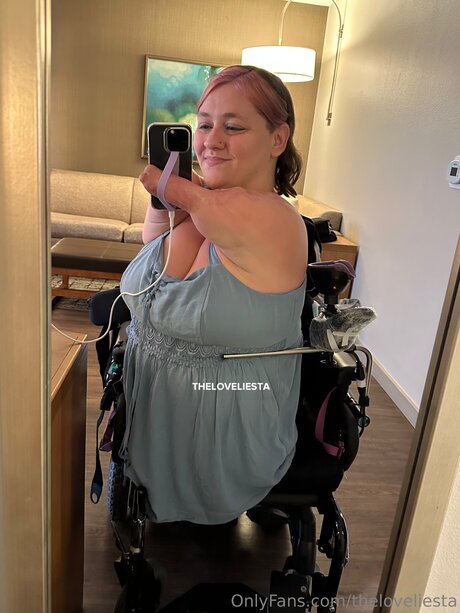 Theloveliesta model naked photo