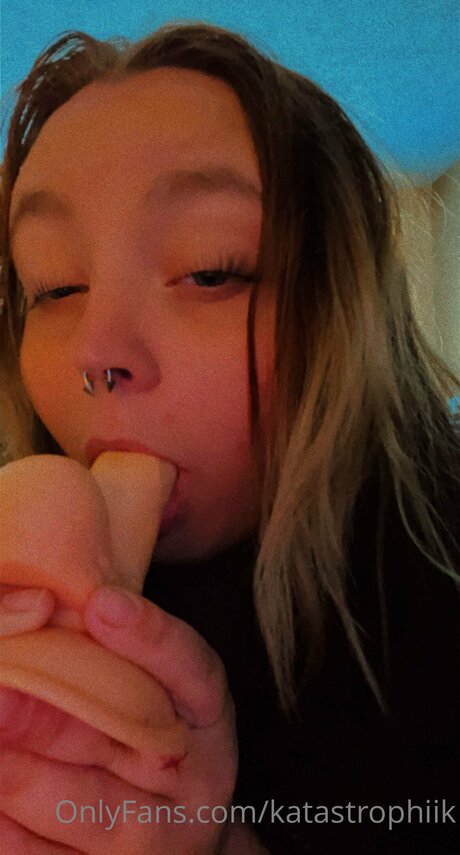 Katastrophiik pretty actress galleries