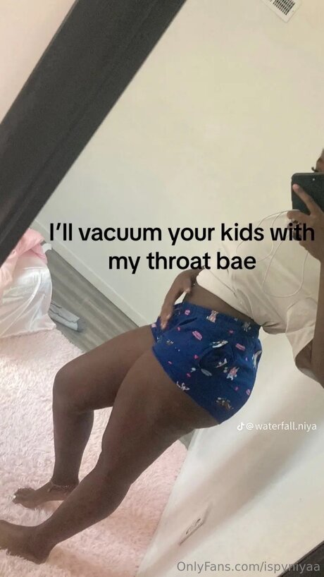 Ispyniyaa model exclusive img