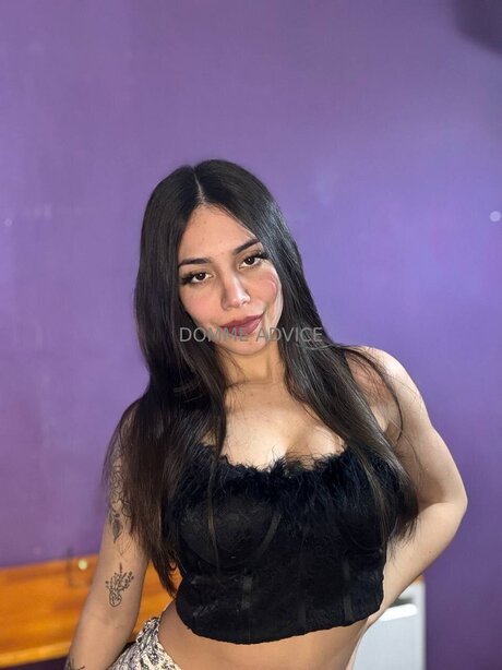 Saymeygoddess model sexy photo