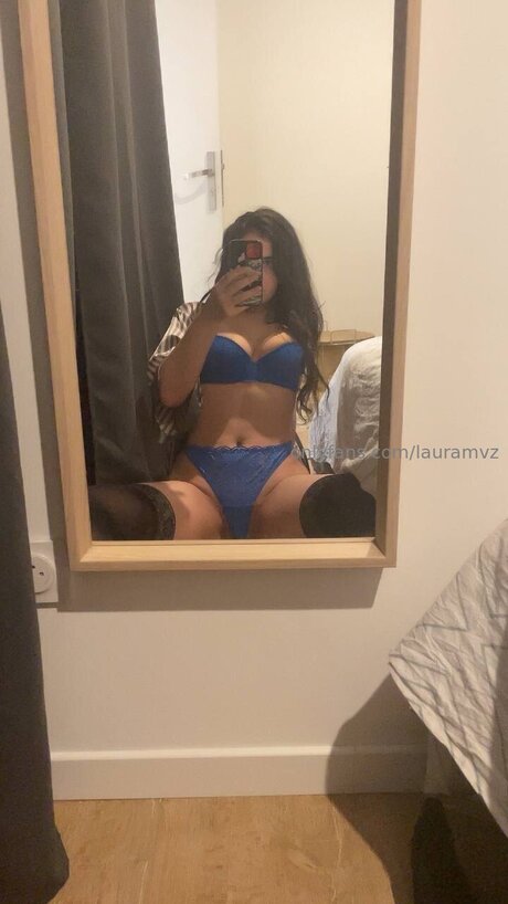 Lauradstn nude star images