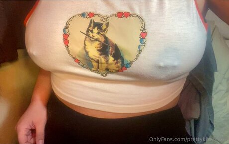 Prettykitty1028 model pornographic photos