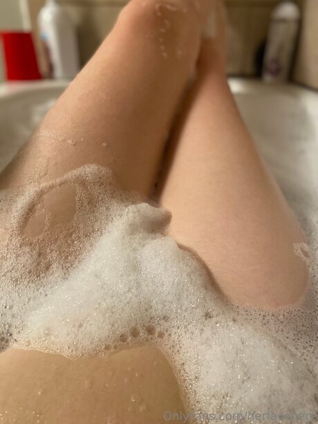 Herfacehere model high quality img