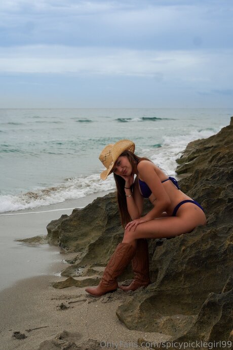 Spicypicklegirl99 model sex photos