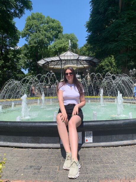 Dirny Kate pornstar art picture