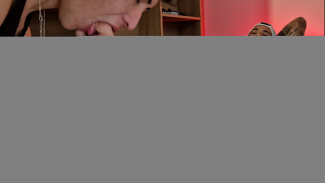 Duckling Cl model erotic pic