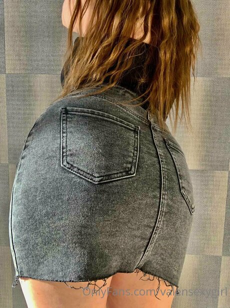 Valen 6969 sexy pornstar photo