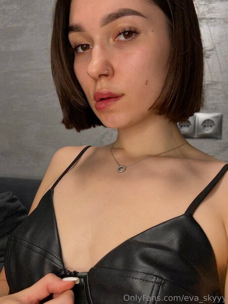 Eva Skyyy star xxx img