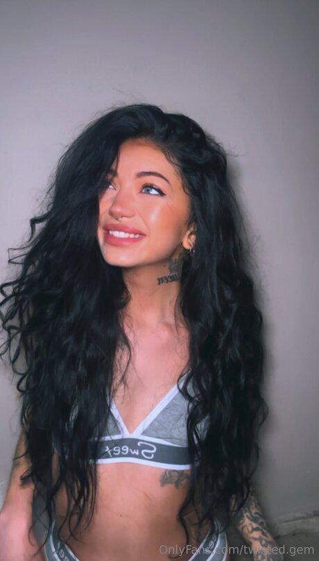 Twisted Gem model nudes photos