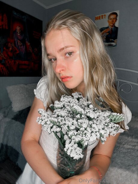 Tashha S free pornstar image