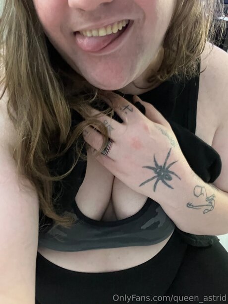 Queen Astrid model best pictures