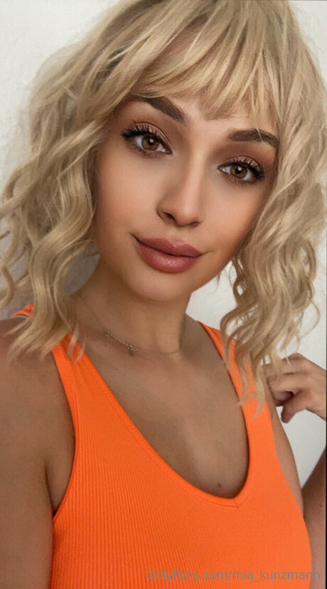 Mia Kunzmann star sex pictures