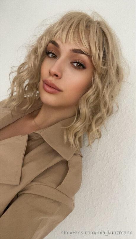 Mia Kunzmann pornstar free img