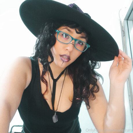 Miaferrara hot pornstar archive