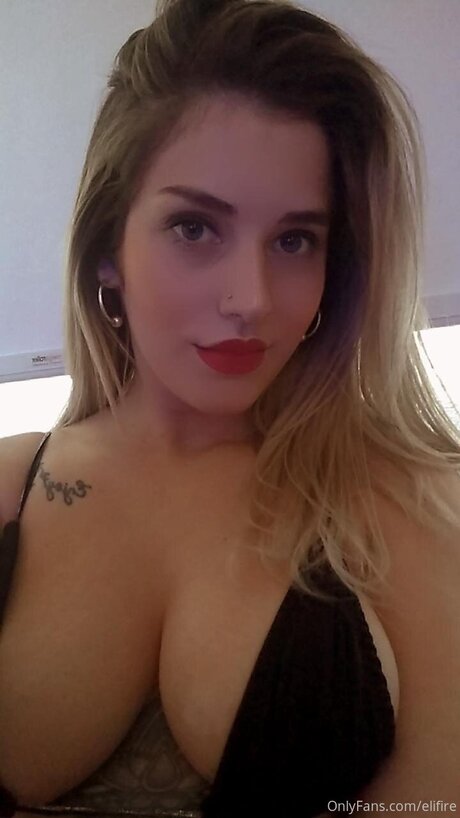 Elifire exclusive pornstar pictures