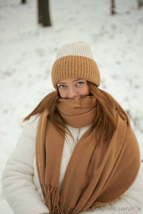 Lil U sexy pornstar photo