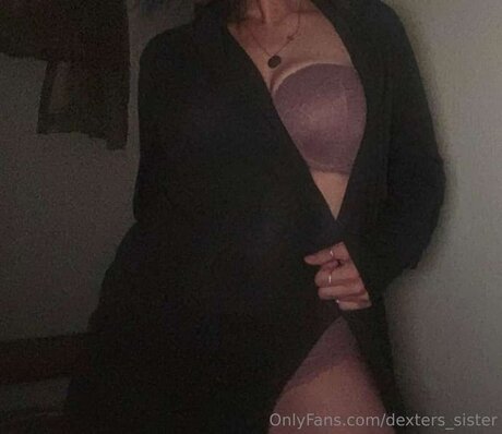 Lizzy Adams pornstar nudes images