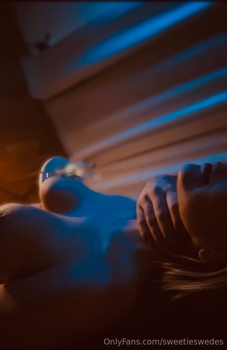 Sweetiesweds model porn picture