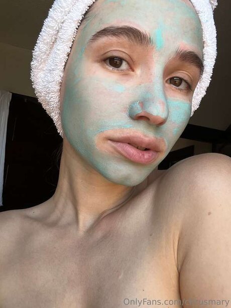 Citrusmary free model photo