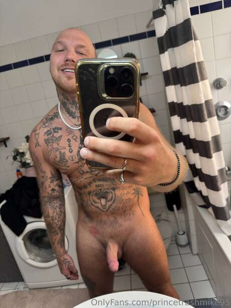 Mikeyboy95 model porn img