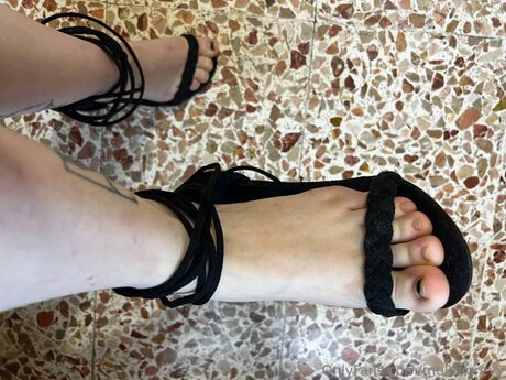 Melitagreyy xxx model archive