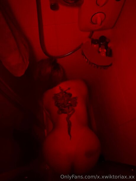 Xwkxx model erotic photo