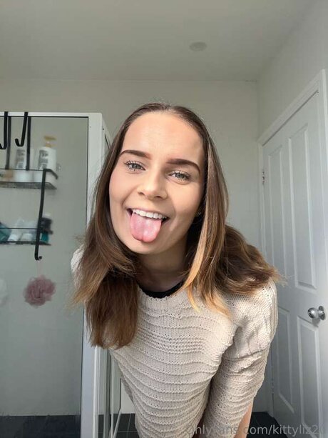 Kittyliz20 nudes actress pic