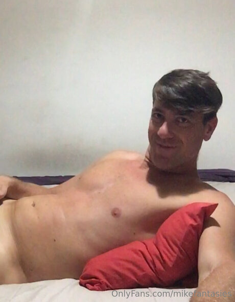 Mikefantasies star sexy pics