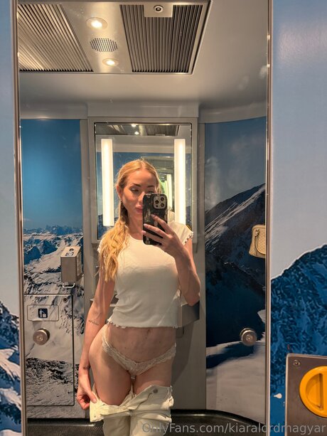 Kiaralordmagyar actress picture