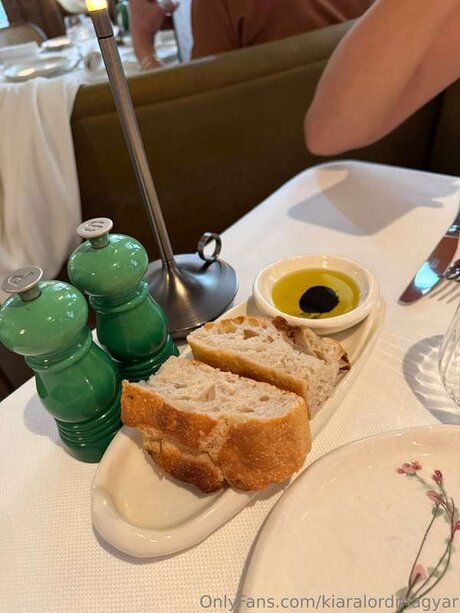 Kiaralordmagyar best model img