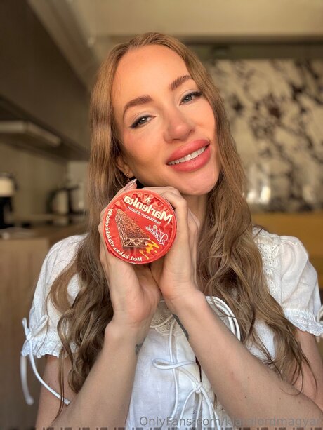 Kiaralordmagyar star pretty pics