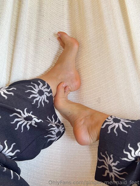 Ginger Mermaid Feet pornstar nudes gallery