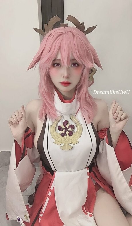 DreamlikeUwU erotic star gallery