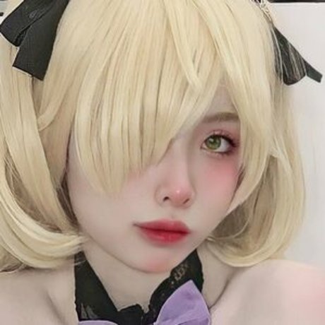 DreamlikeUwU nude pornstar pictures