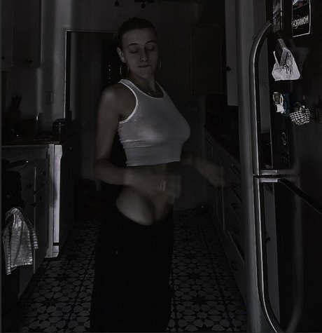 Ella Kernkamp adult actress image