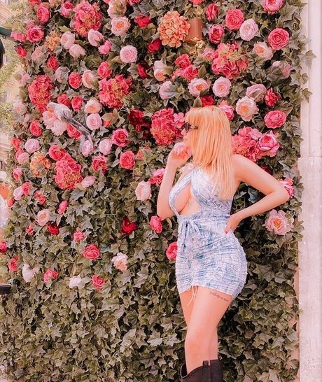 Luana88chloe top pornstar images