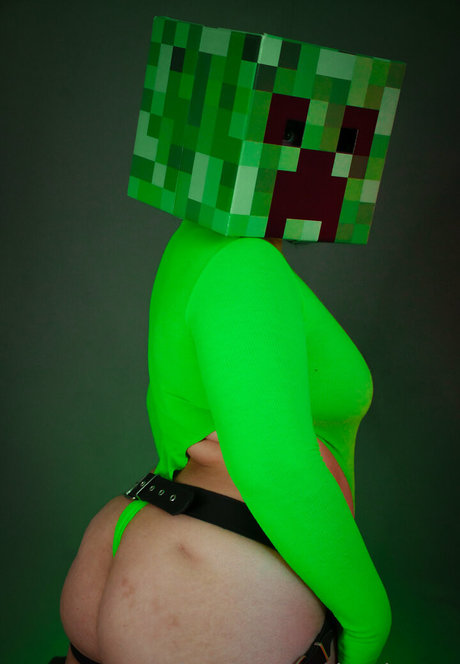 tiranicarex art pornstar picture