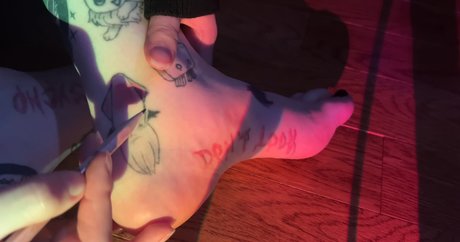 ASMRmpits beautiful model images