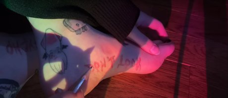 ASMRmpits hot star picture