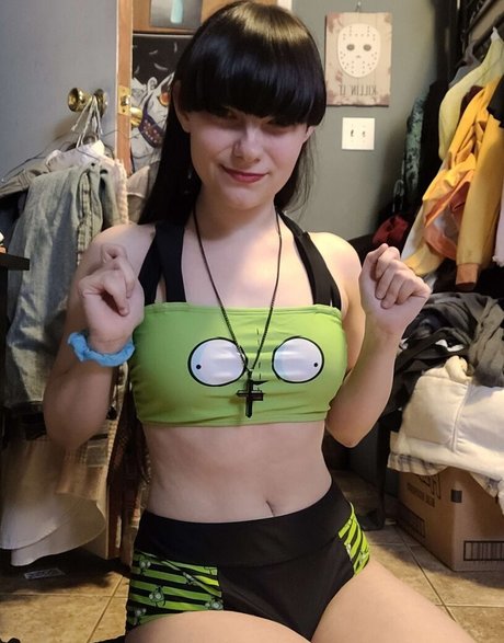 Morbid Mist model exclusive galleries