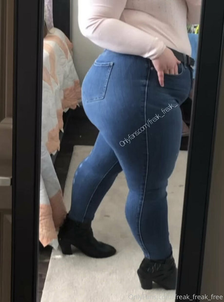 freak freak free free star archive