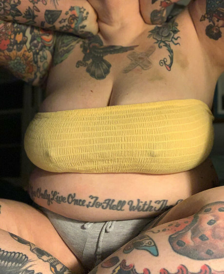 whalecupcake art actress photo