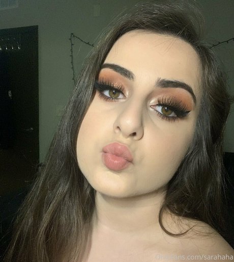 sarahaha hot actress pic