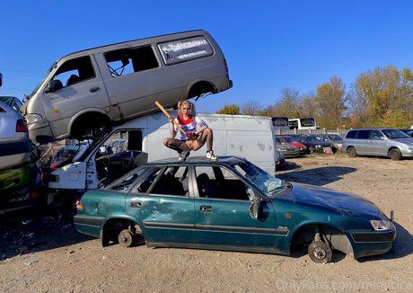 mimicica sexy model image