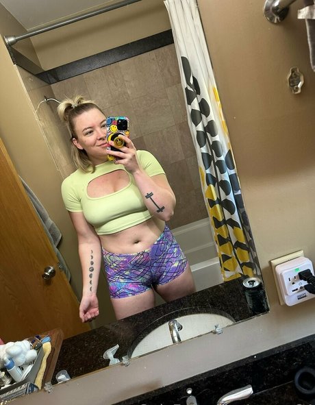 sunny84 model pretty photos