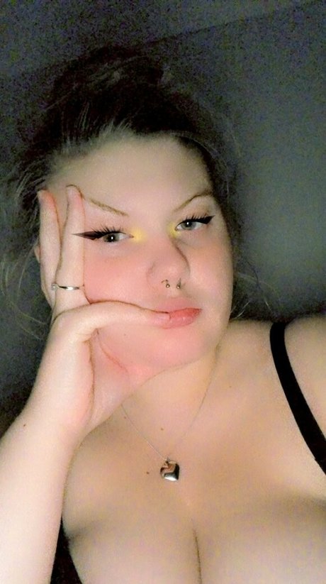 kia lou model hd picture