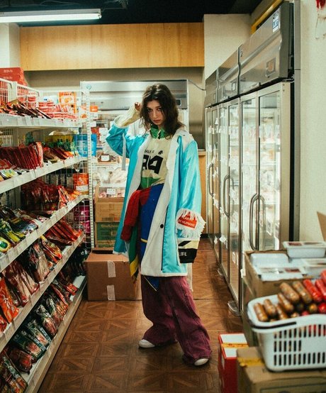 ASMR Alise hd pornstar photos